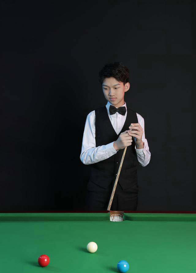 印度射击选手创奇迹,首次摘得银牌 印度射击选手创奇迹,首次摘得银牌