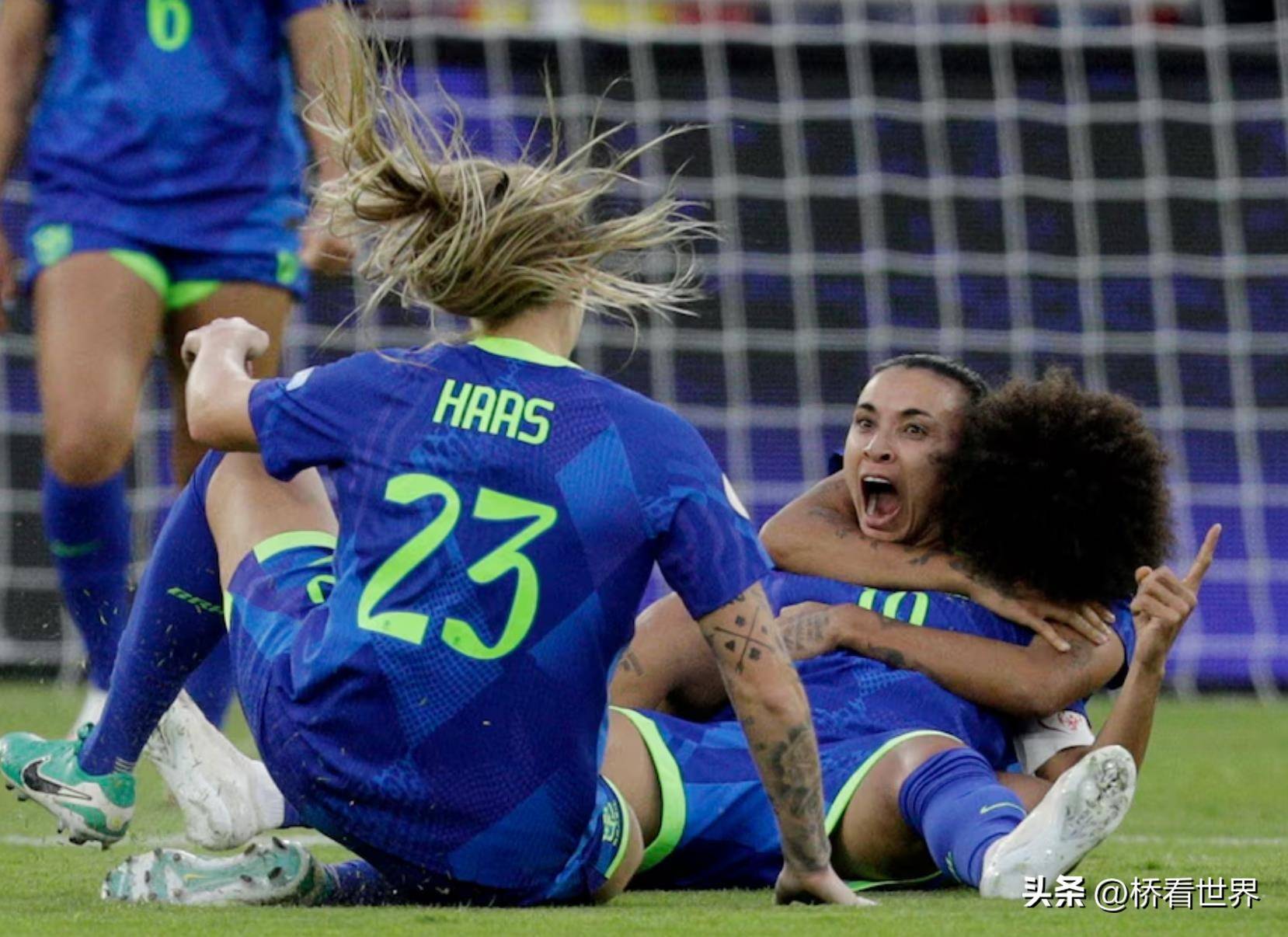 关于美洲杯传奇谢幕，球迷泪洒赛场的信息