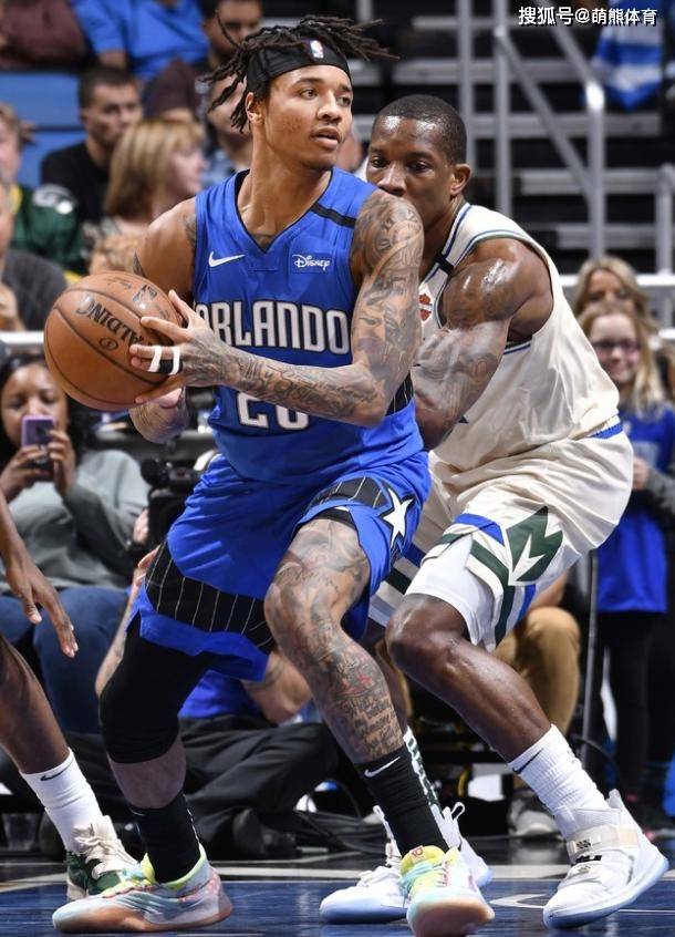 鹈鹕翻盘四川队，塔图姆点燃赛场