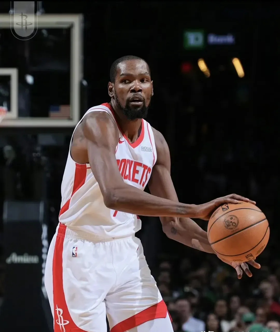 勇士轻取深圳队，杜兰特关键制胜