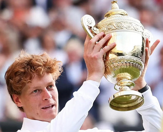 ATP总决赛逆转戴维斯杯，辛纳扛起全队