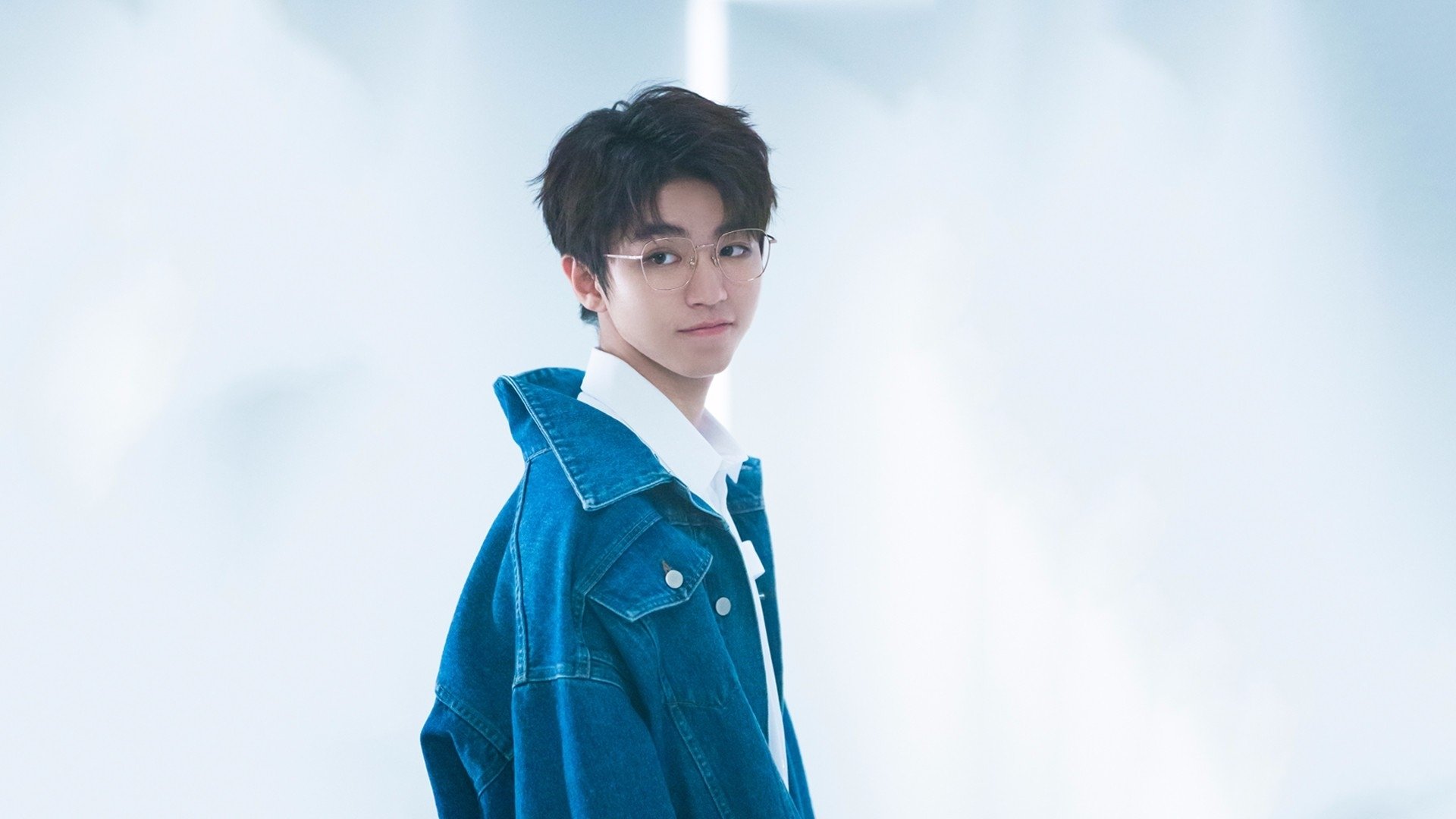 浓眉极限补扣+封盖！生死回合他用窒息防守为鹈鹕守住最后胜利