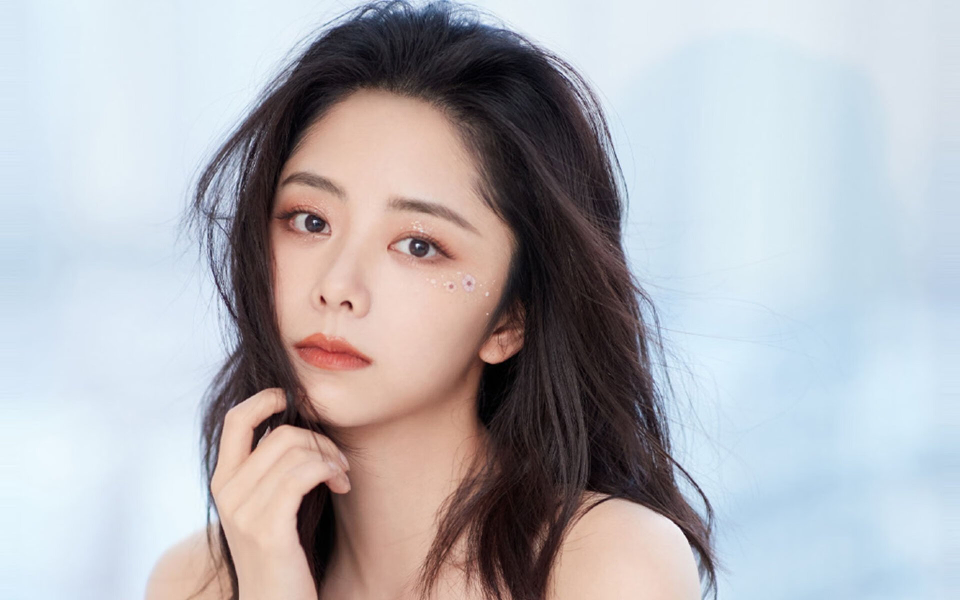 绿茵与硬木的同频共振，逆转剧本下，唯一的变量名为底蕴