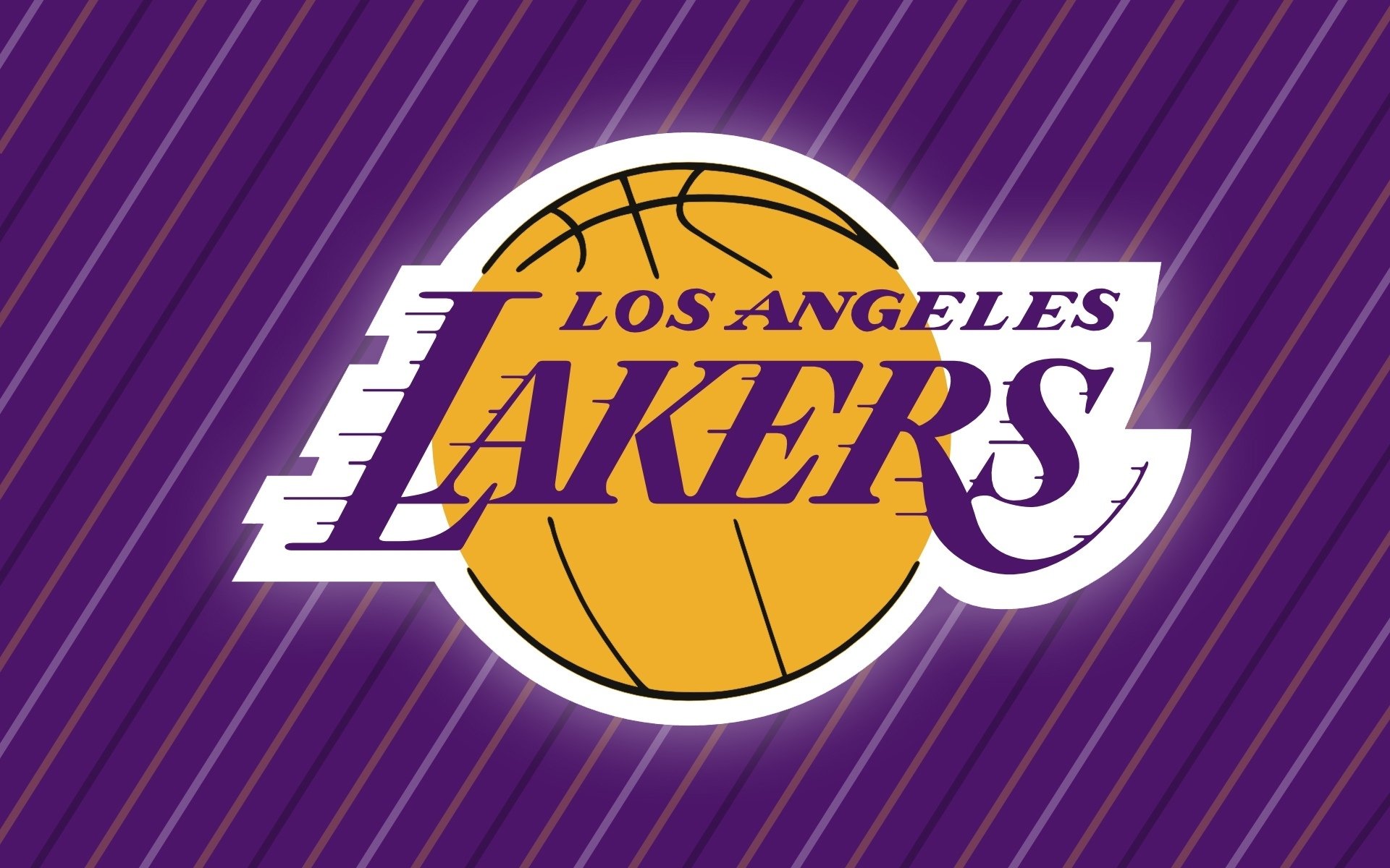 当CBA铁骑撞上NBA快船，马克西的外星人表演，让新疆队主场沦为背景板