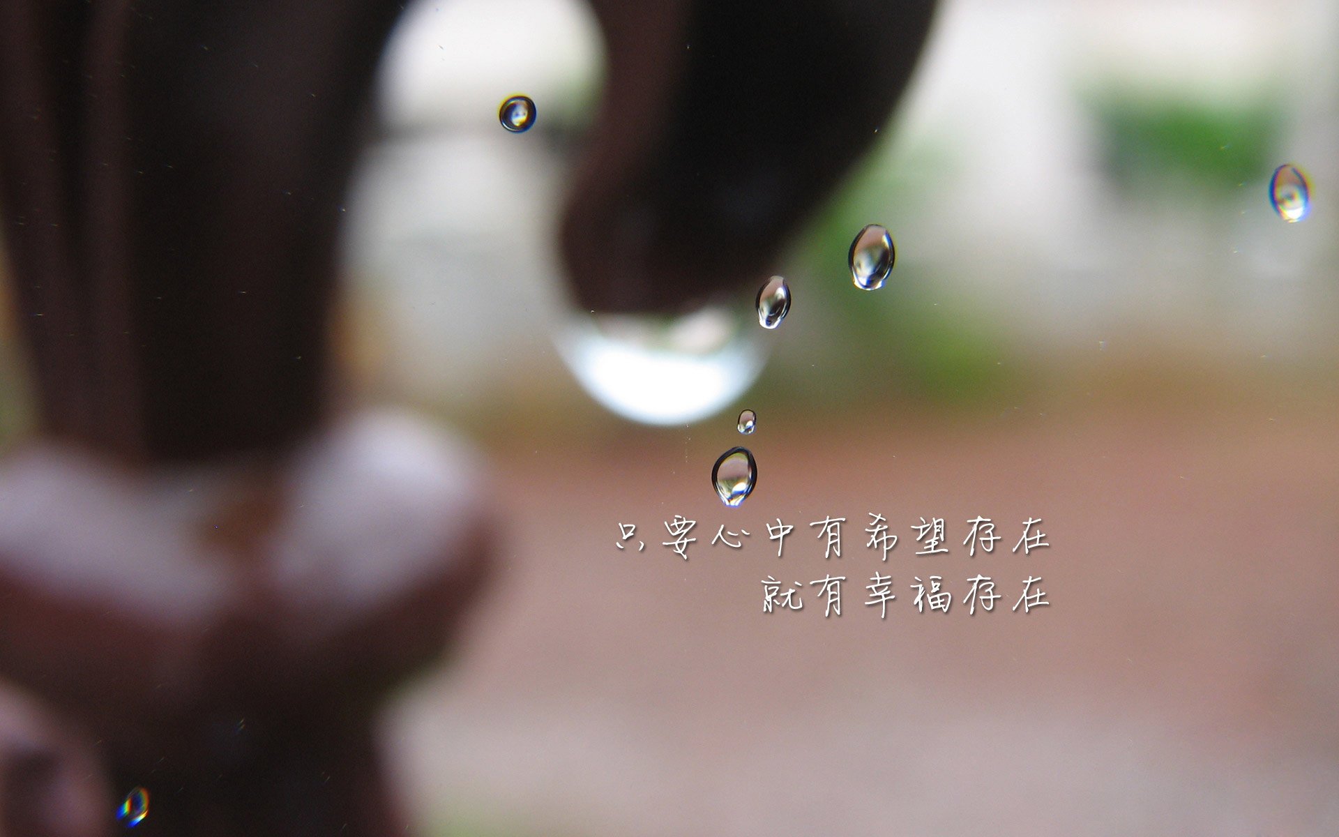 血肉浇筑的独木桥,加纳人的2026出线夜,戴维斯用肋骨撞开天堂之门
